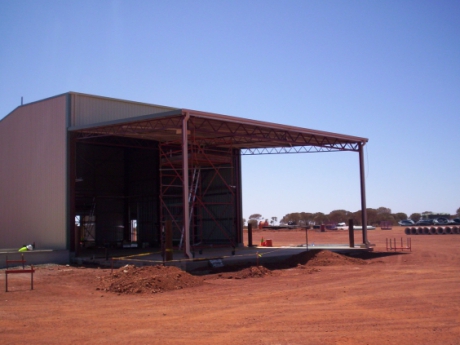 CLIFFS NICKEL HEAVY VEHICLE WORKSHOP