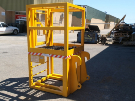 HI-LIFT WORK PLATFORM