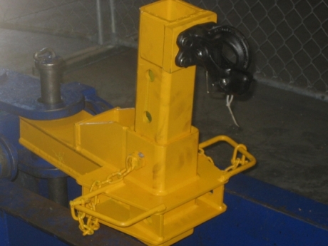 TOW HITCHES