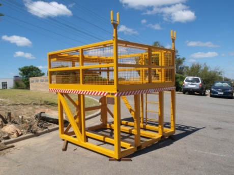 HI-LIFT WORK PLATFORM