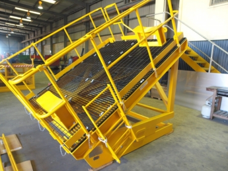 LOADER/BOGGER BUCKET PLATFORM