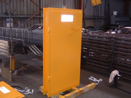 AIR LOCK CHAMBERS & MAN DOORS